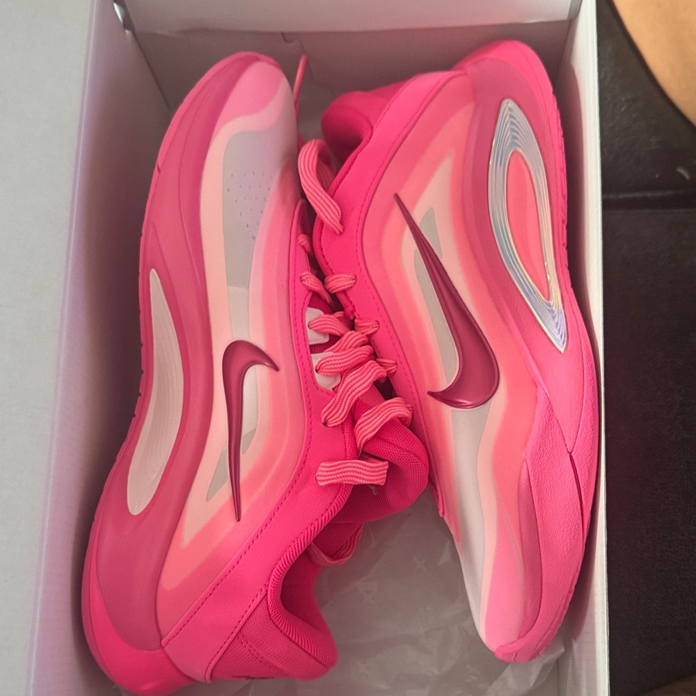 Nike Women's Pink and White Sneakers